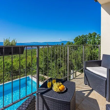 Faszinierende Mit Traumhaften Meerblick Zur Insel Krk Mit Privatpool, Tischtennis, Billard, Grill Šmrika