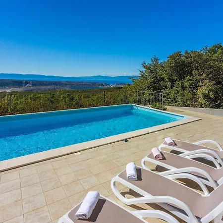 Faszinierende Mit Traumhaften Meerblick Zur Insel Krk Mit Privatpool, Tischtennis, Billard, Grill Šmrika