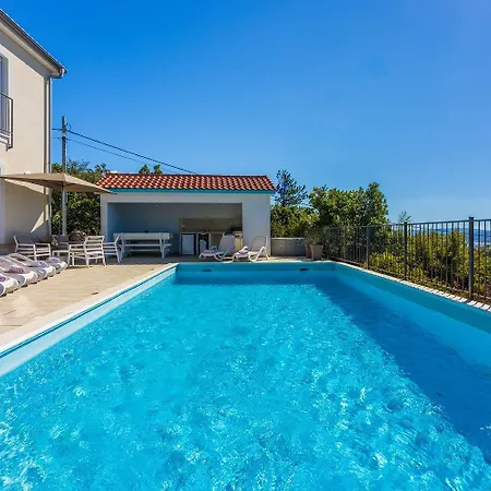 Сasa de vacaciones Faszinierende Mit Traumhaften Meerblick Zur Insel Krk Mit Privatpool, Tischtennis, Billard, Grill