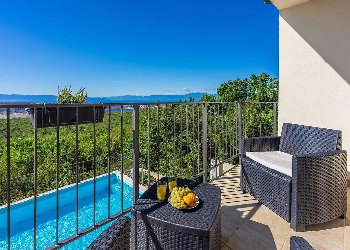 Faszinierende Mit Traumhaften Meerblick Zur Insel Krk Mit Privatpool, Tischtennis, Billard, Grill Šmrika