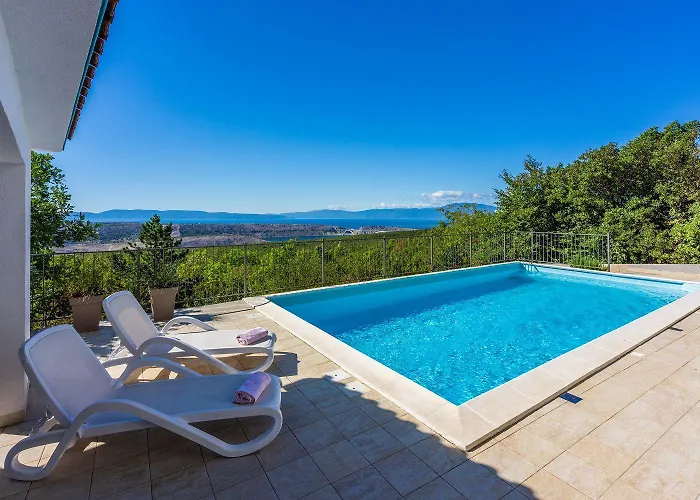 Faszinierende Mit Traumhaften Meerblick Zur Insel Krk Mit Privatpool, Tischtennis, Billard, Grill Casa vacanze