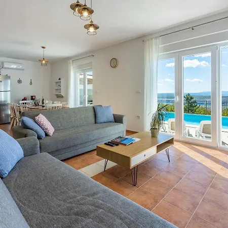 Semesterbostad Faszinierende Mit Traumhaften Meerblick Zur Insel Krk Mit Privatpool, Tischtennis, Billard, Grill