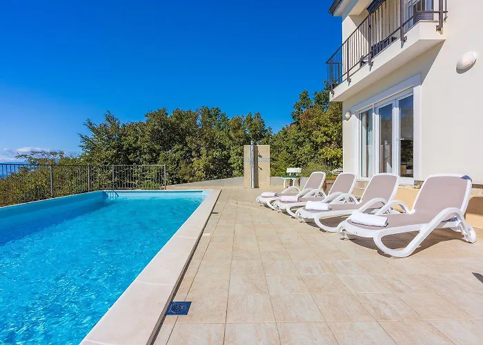 Faszinierende Mit Traumhaften Meerblick Zur Insel Krk Mit Privatpool, Tischtennis, Billard, Grill Šmrika